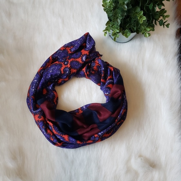 Ann Taylor Mixed Pattern Scarf - Picture 2 of 6